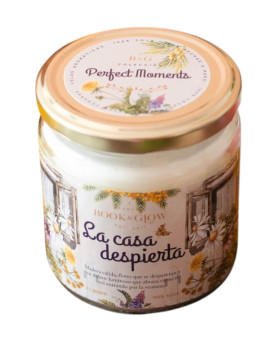 VELA LA CASA DESPIERTA